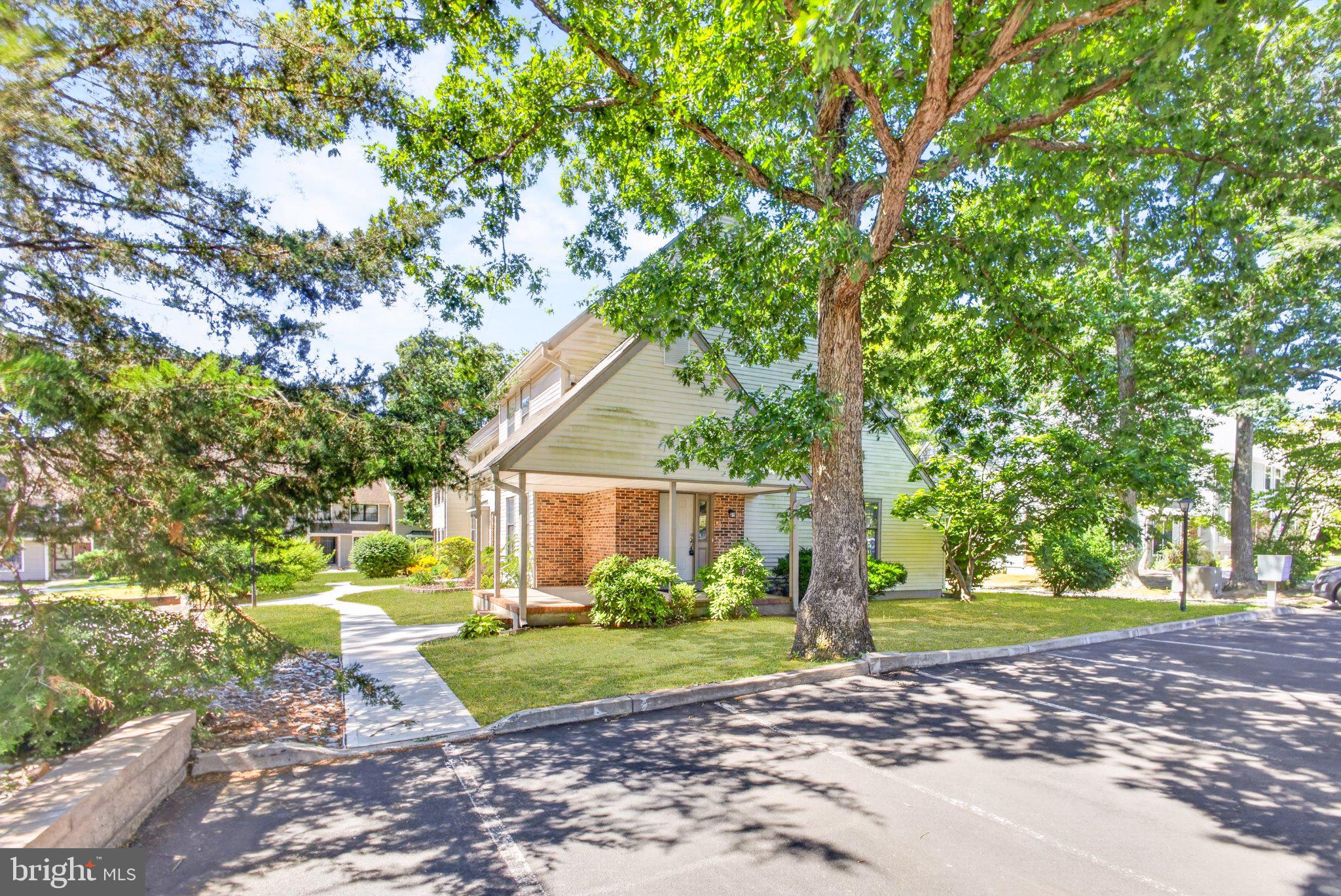 405 BENT TRAIL 1152