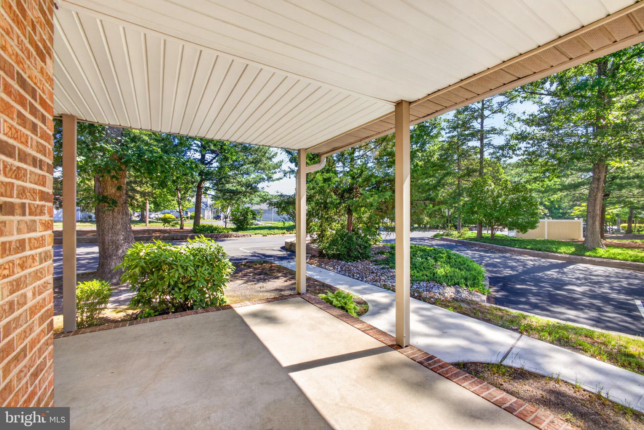 405 BENT TRAIL 1152