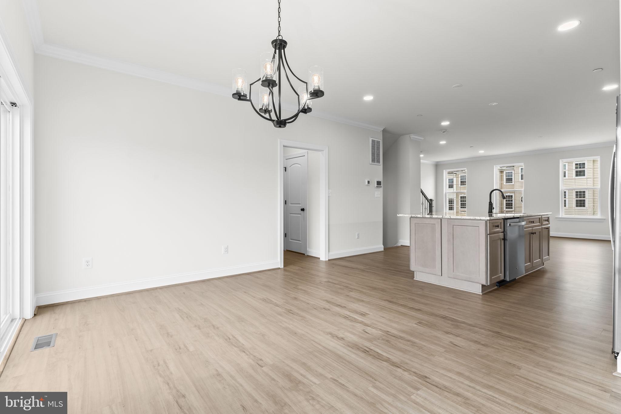 MEADOWS AT TOWN RUN II - Residential