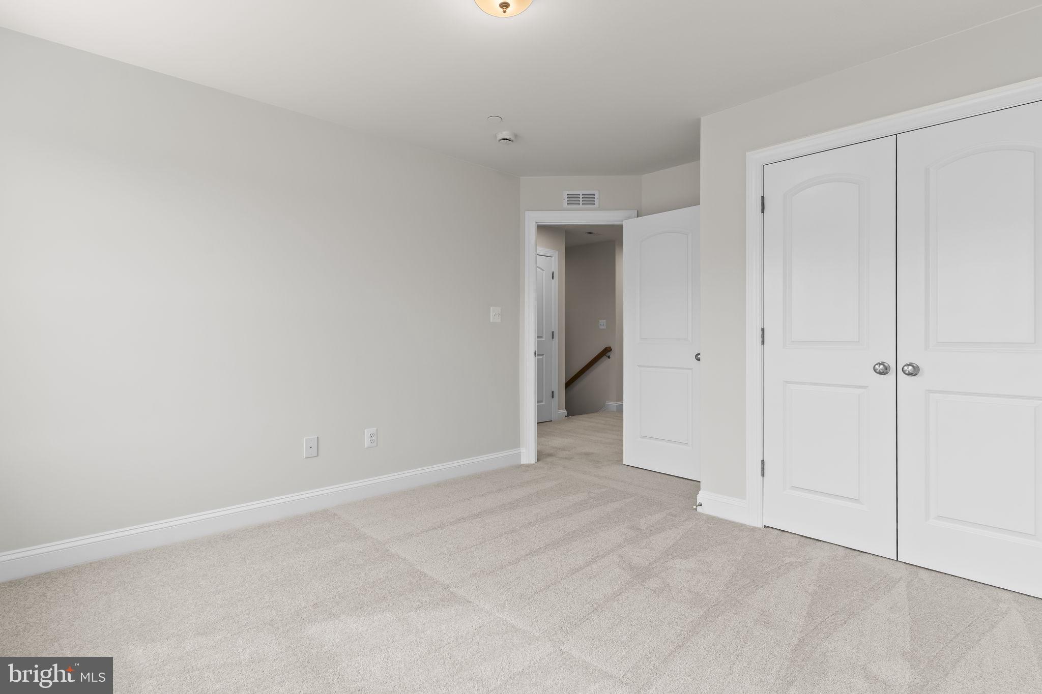 MEADOWS AT TOWN RUN II - Residential