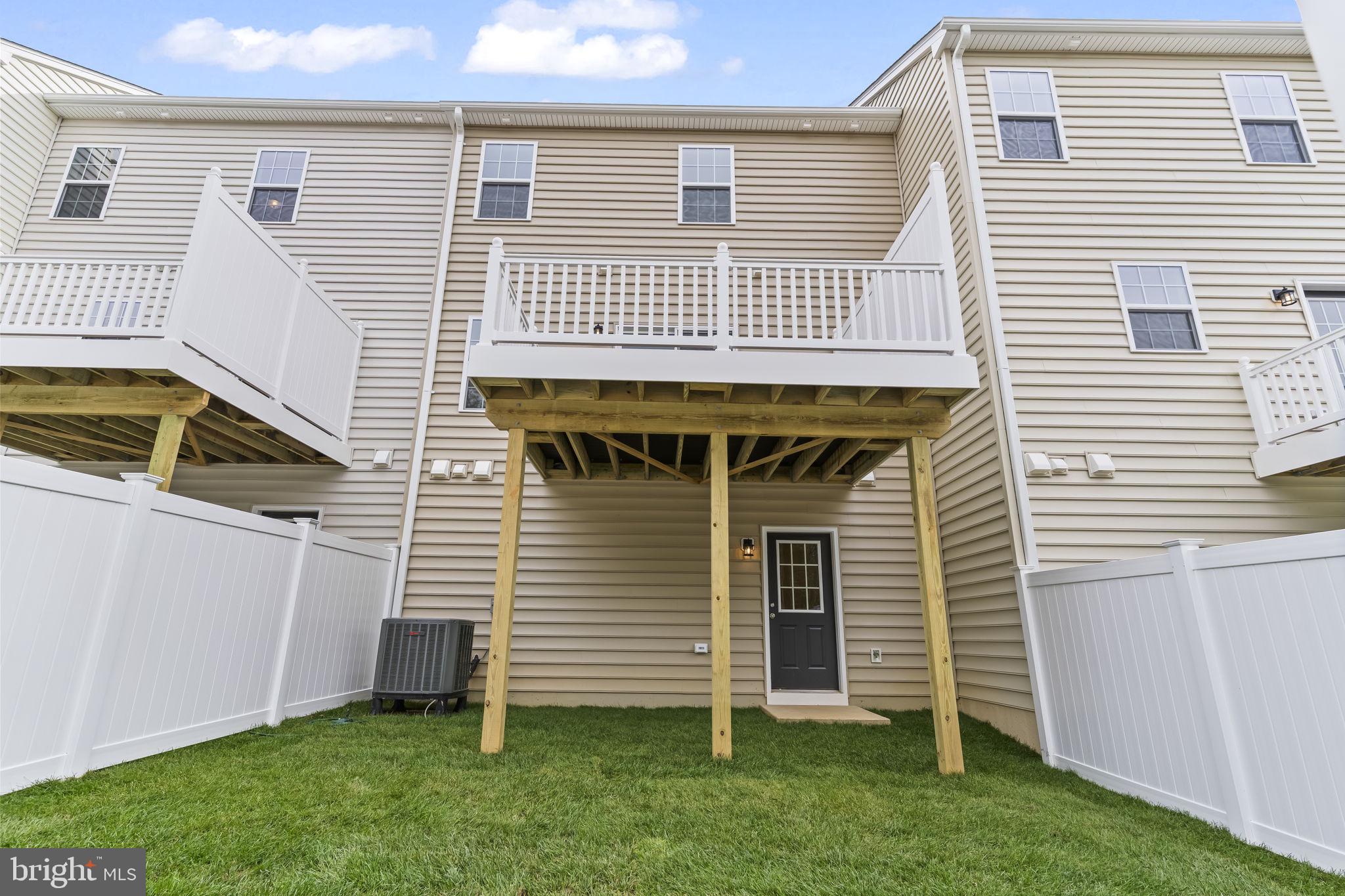 MEADOWS AT TOWN RUN II - Residential