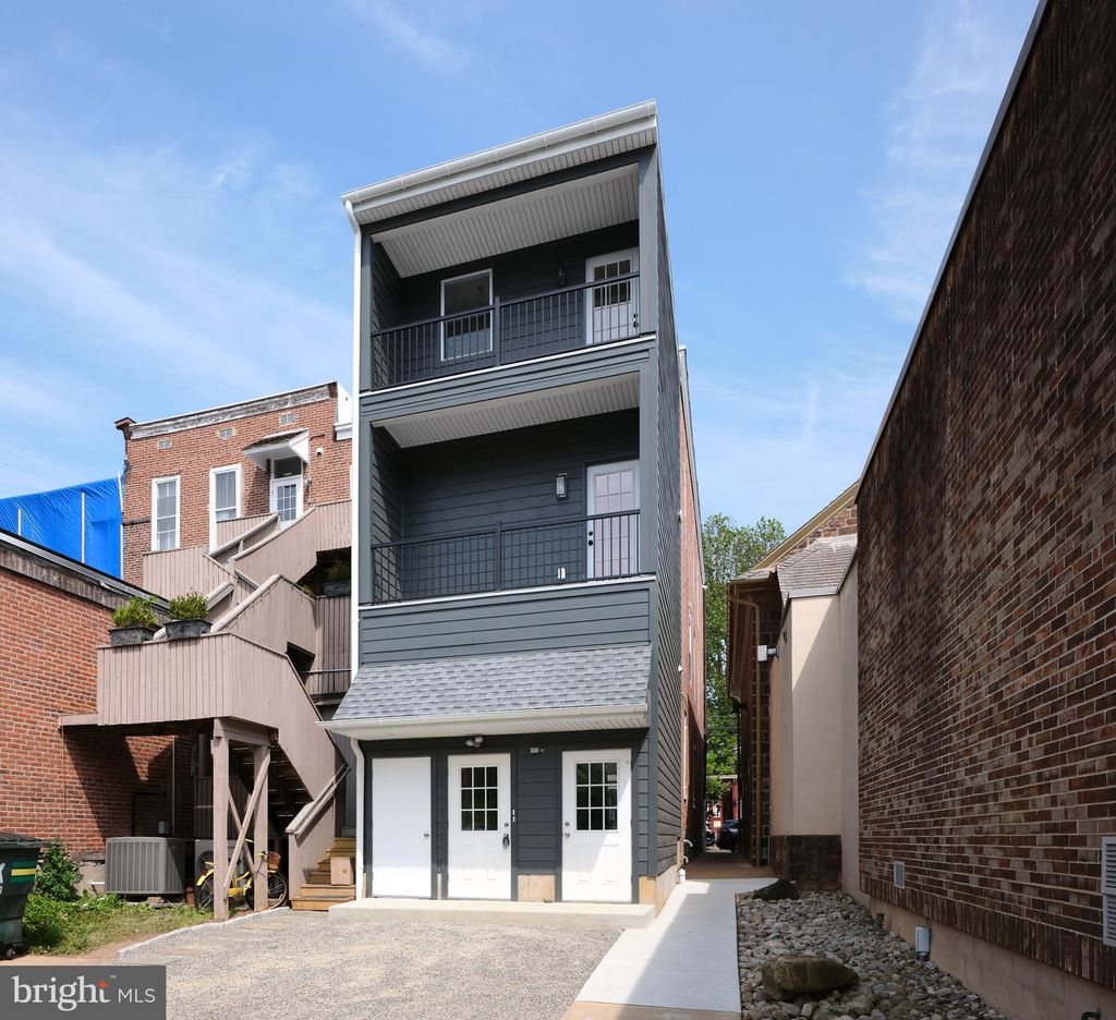 Photo of 32 S State Street #2, NEWTOWN, PA 18940 (MLS # PABU2114172)