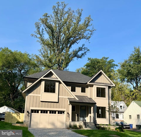 Photo of 2238 N Vermont Street, ARLINGTON, VA 22207 (MLS # VAAR2079738)