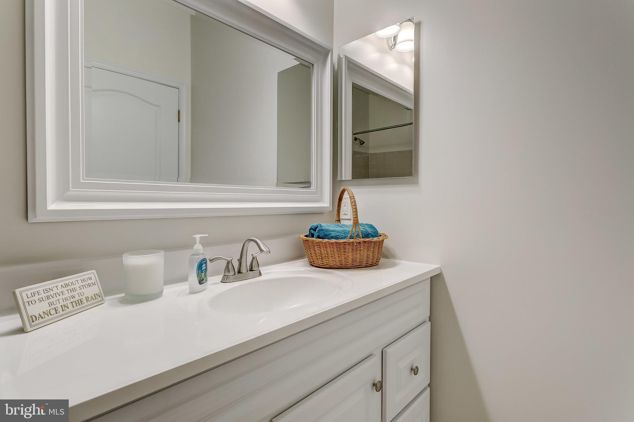 MAPLECREST - Residential