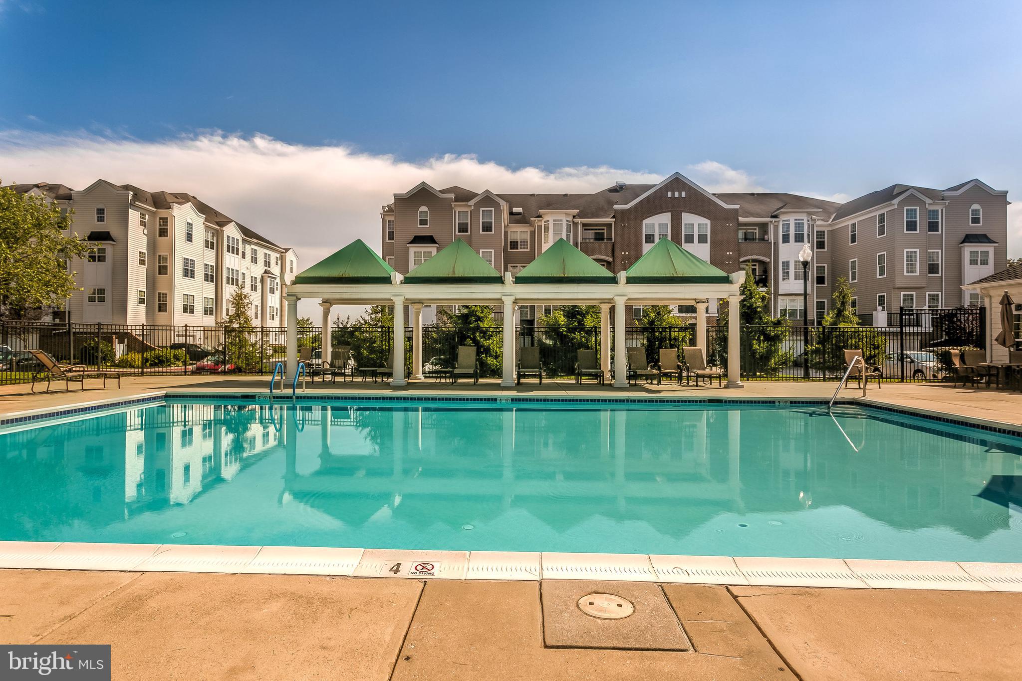 MAPLECREST - Residential