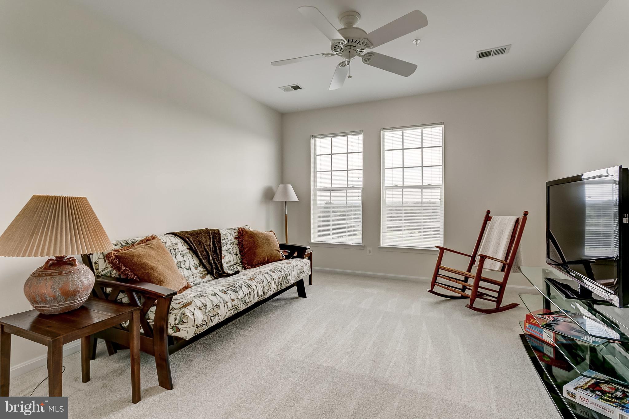 MAPLECREST - Residential