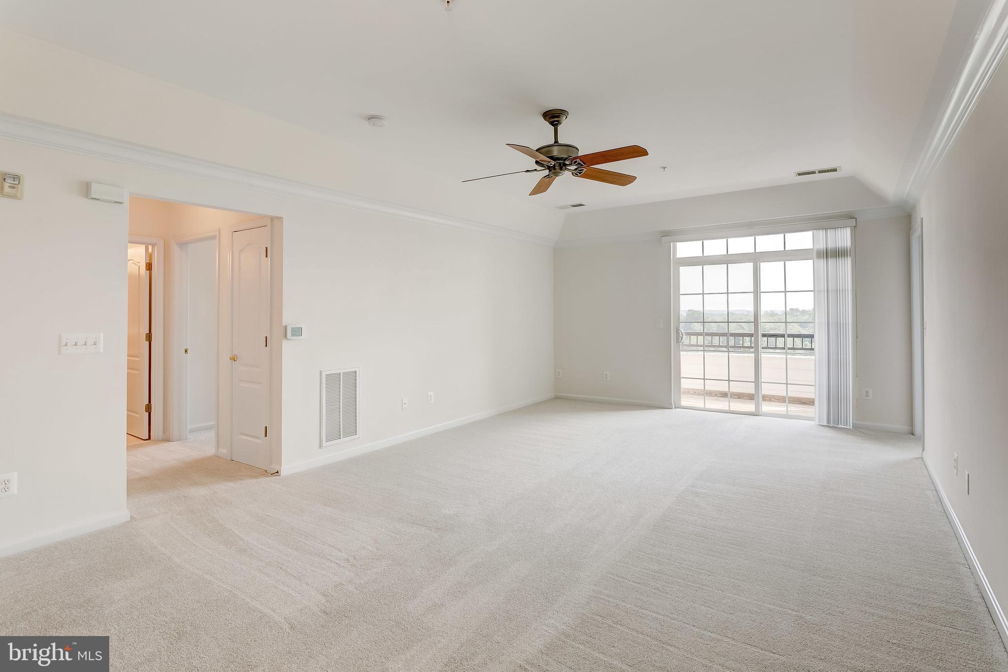 MAPLECREST - Residential