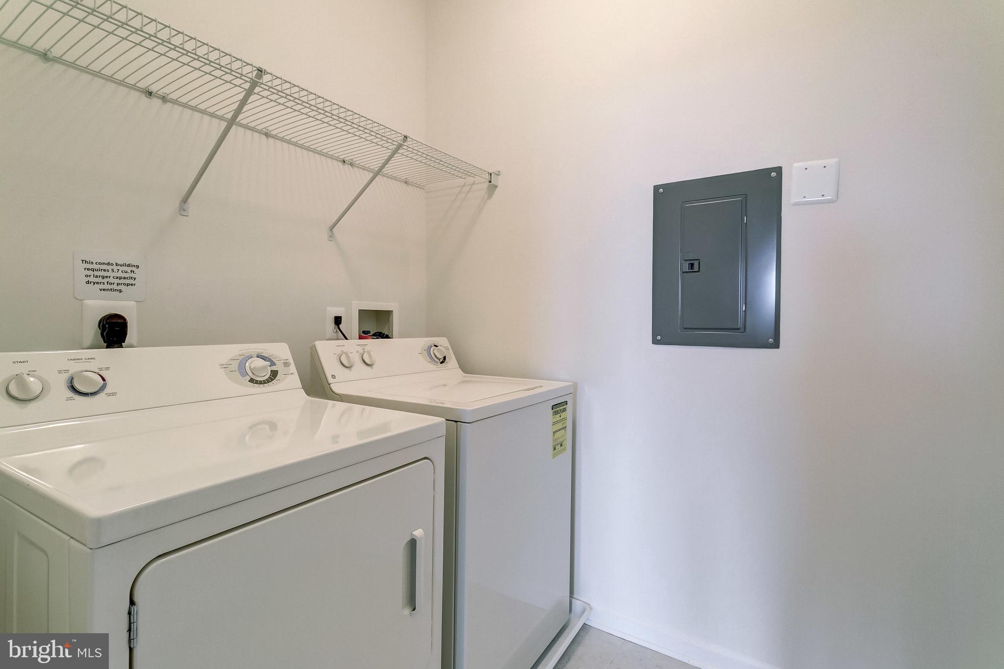 MAPLECREST - Residential