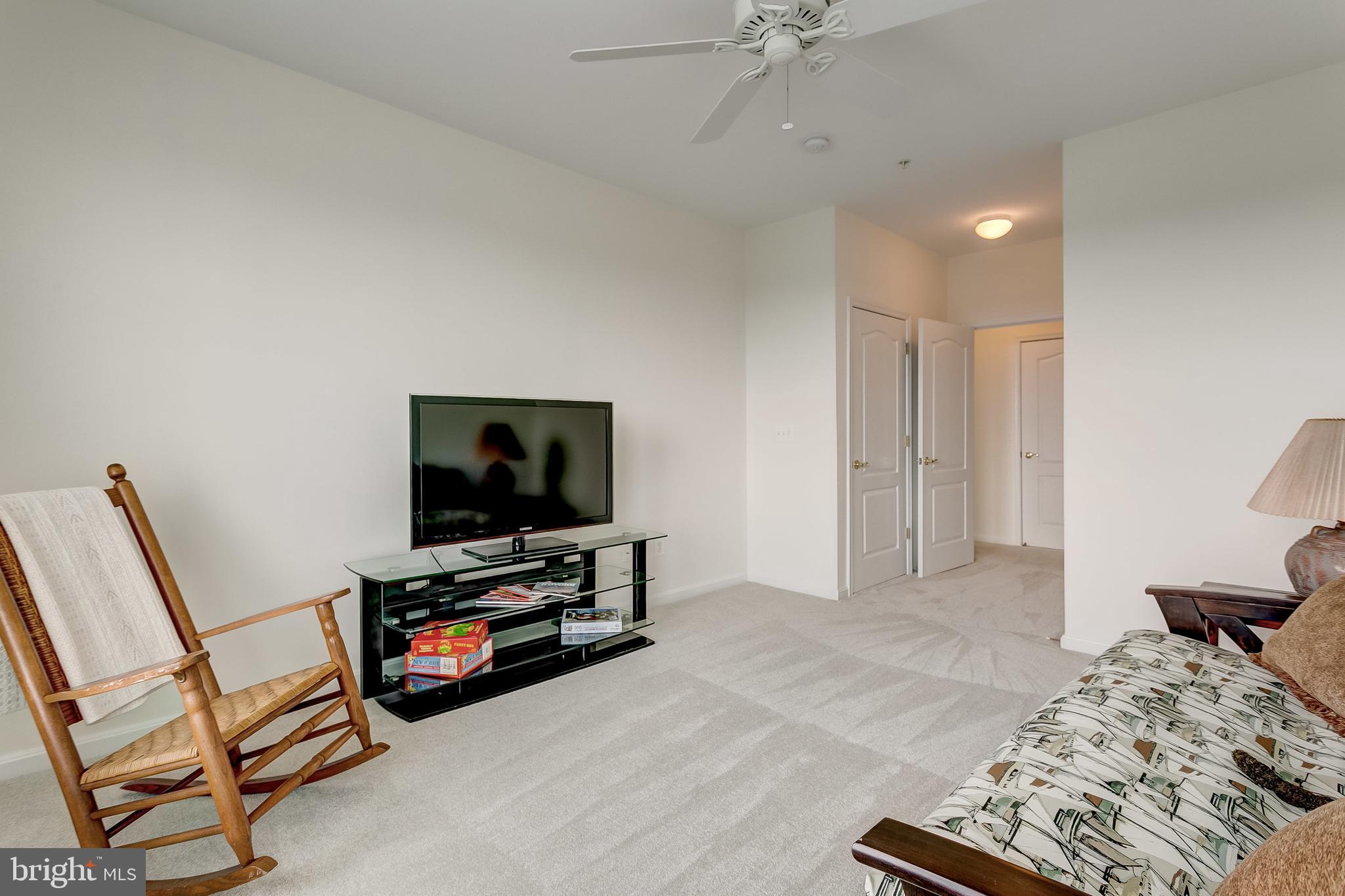 MAPLECREST - Residential