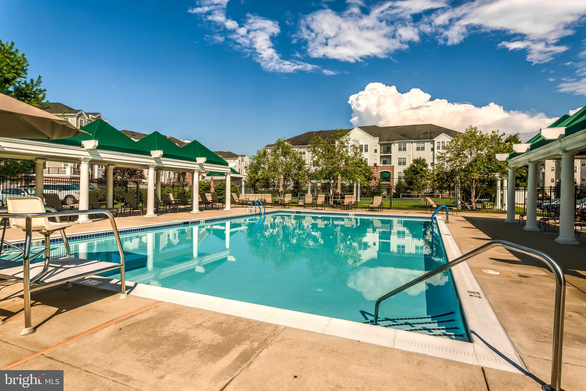 MAPLECREST - Residential