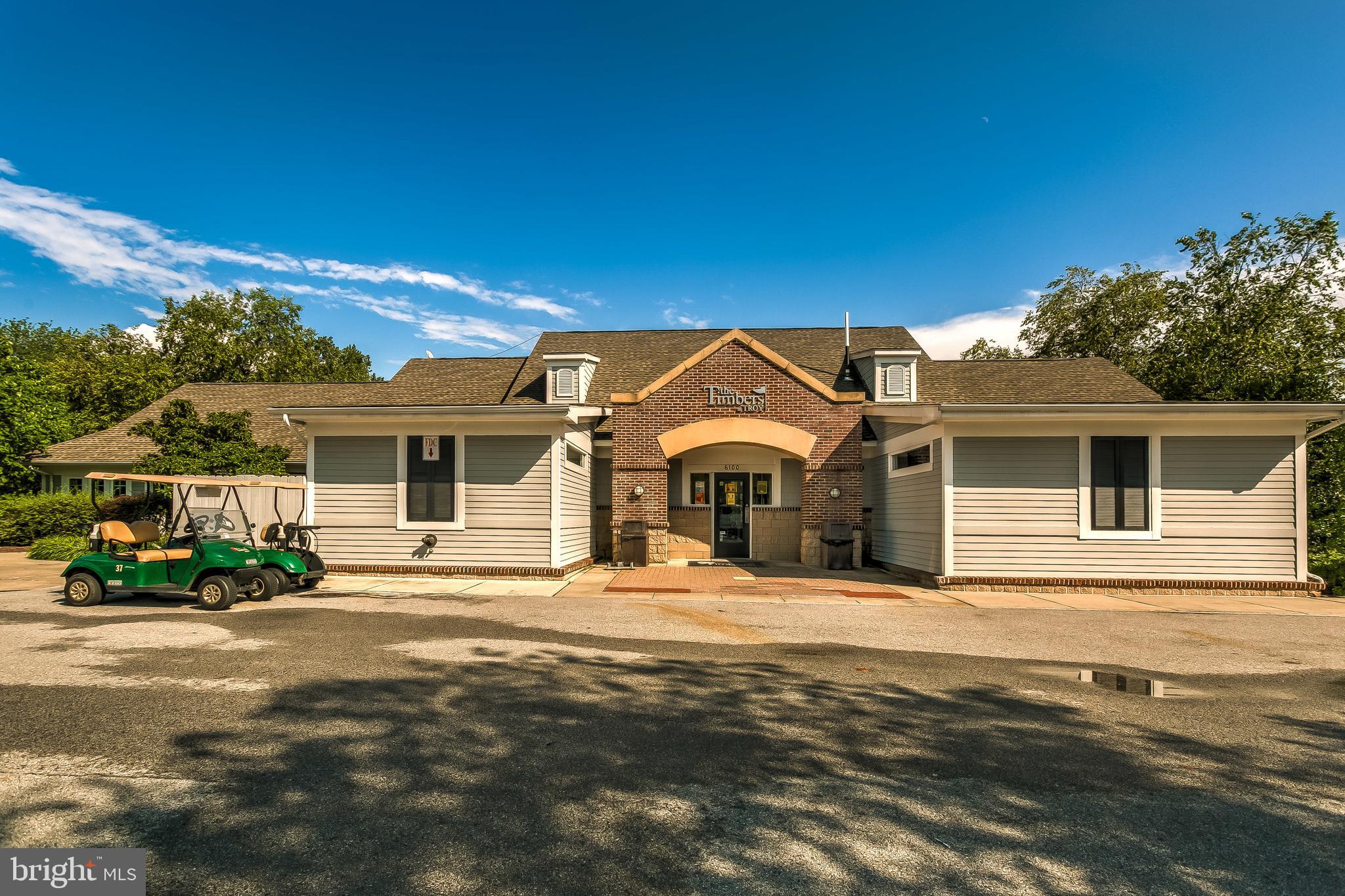 MAPLECREST - Residential