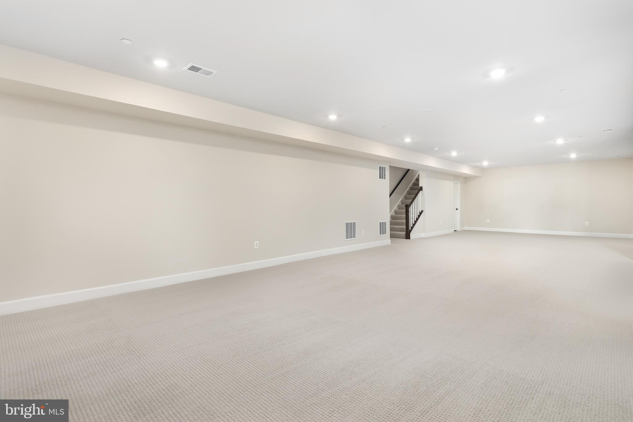 WESTMOUNT - Residential