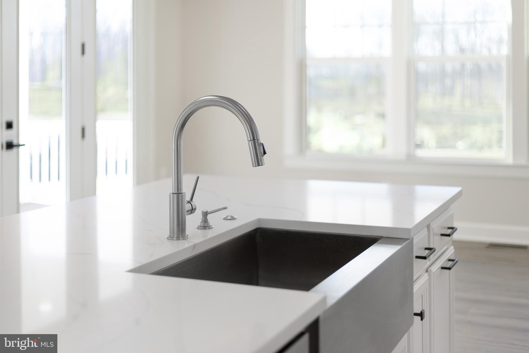 WESTMOUNT - Residential