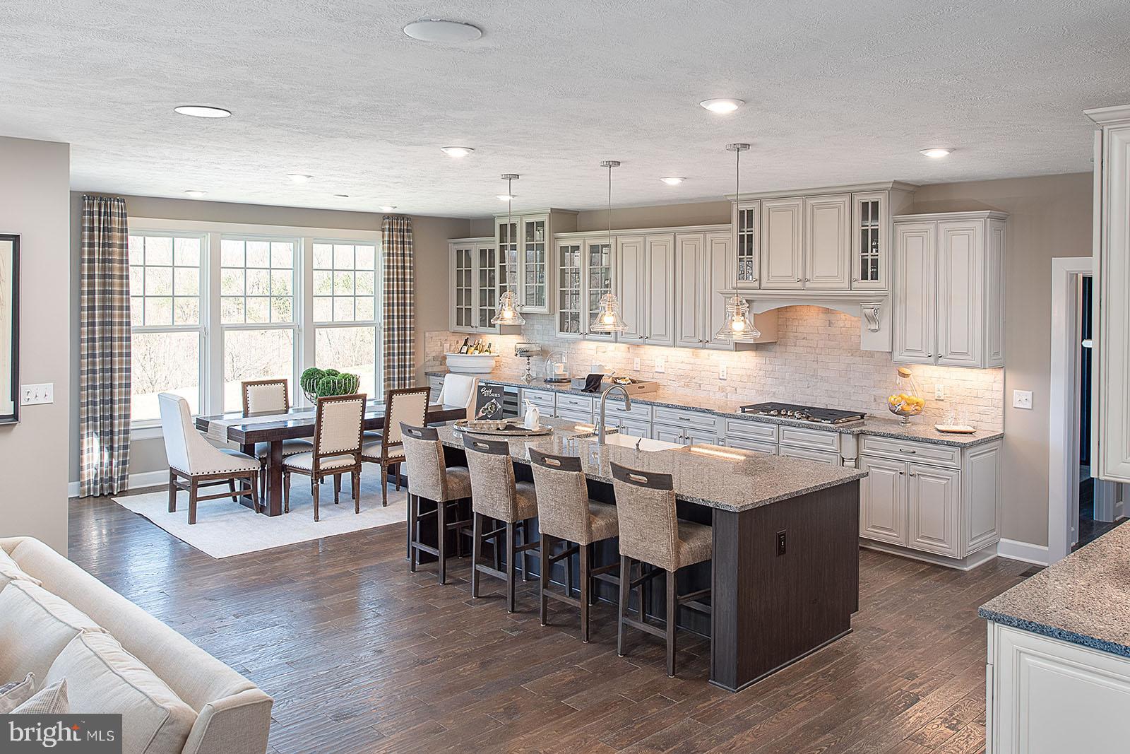 WESTMOUNT - Residential