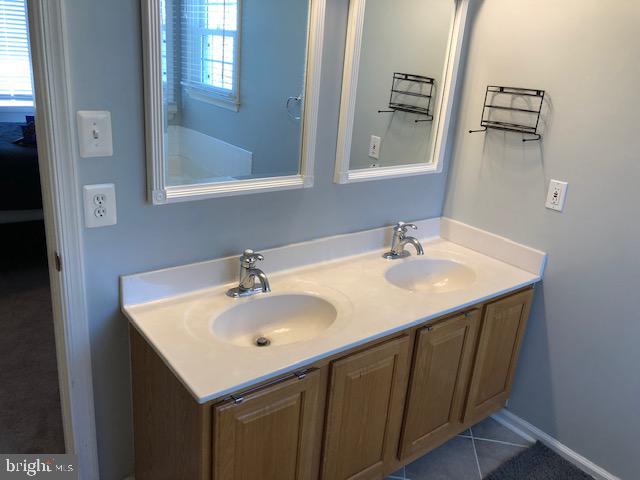 HAMPTON OAKS - Residential Lease