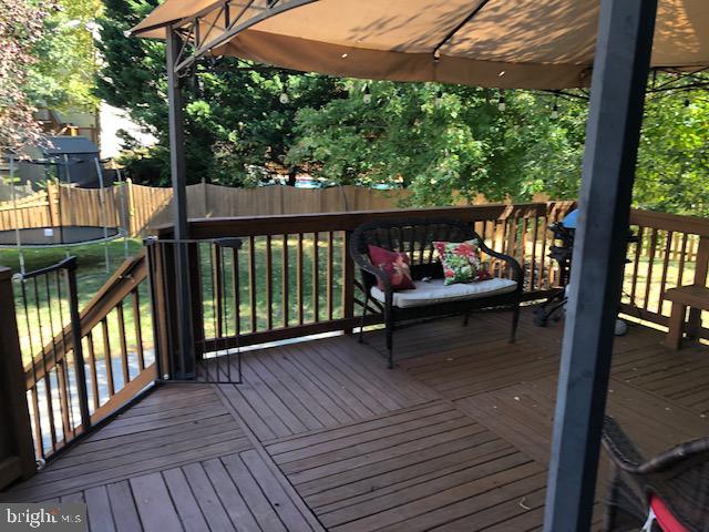 HAMPTON OAKS - Residential Lease