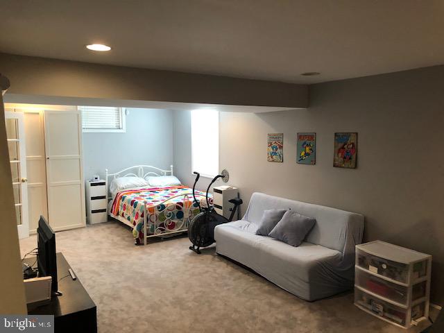 HAMPTON OAKS - Residential Lease