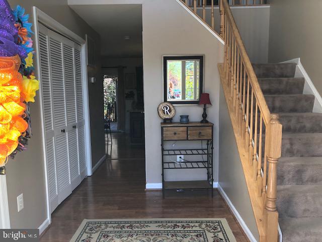 HAMPTON OAKS - Residential Lease