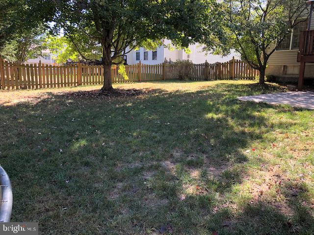 HAMPTON OAKS - Residential Lease