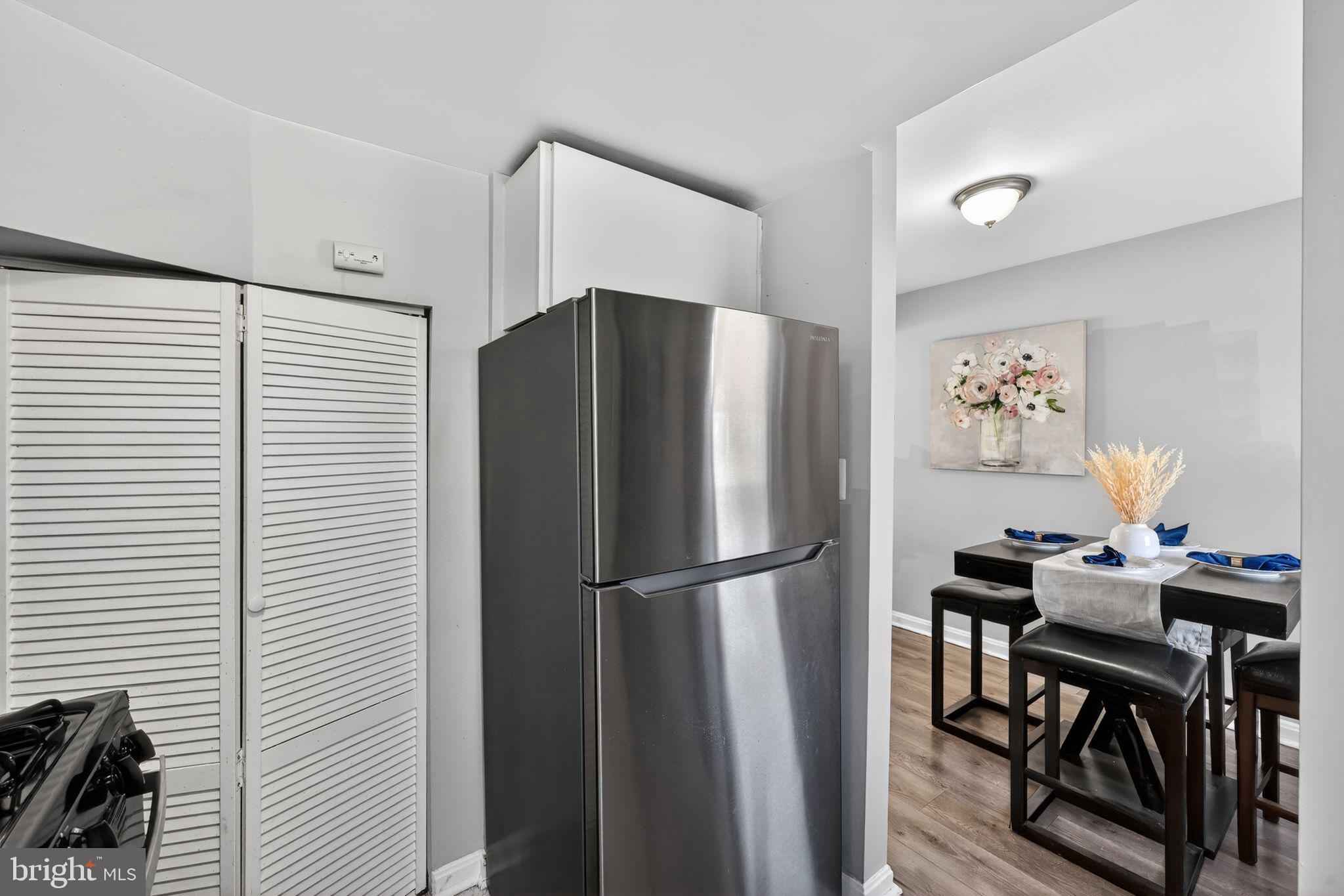 IVERSON MEWS CONDOMINIUM - Residential