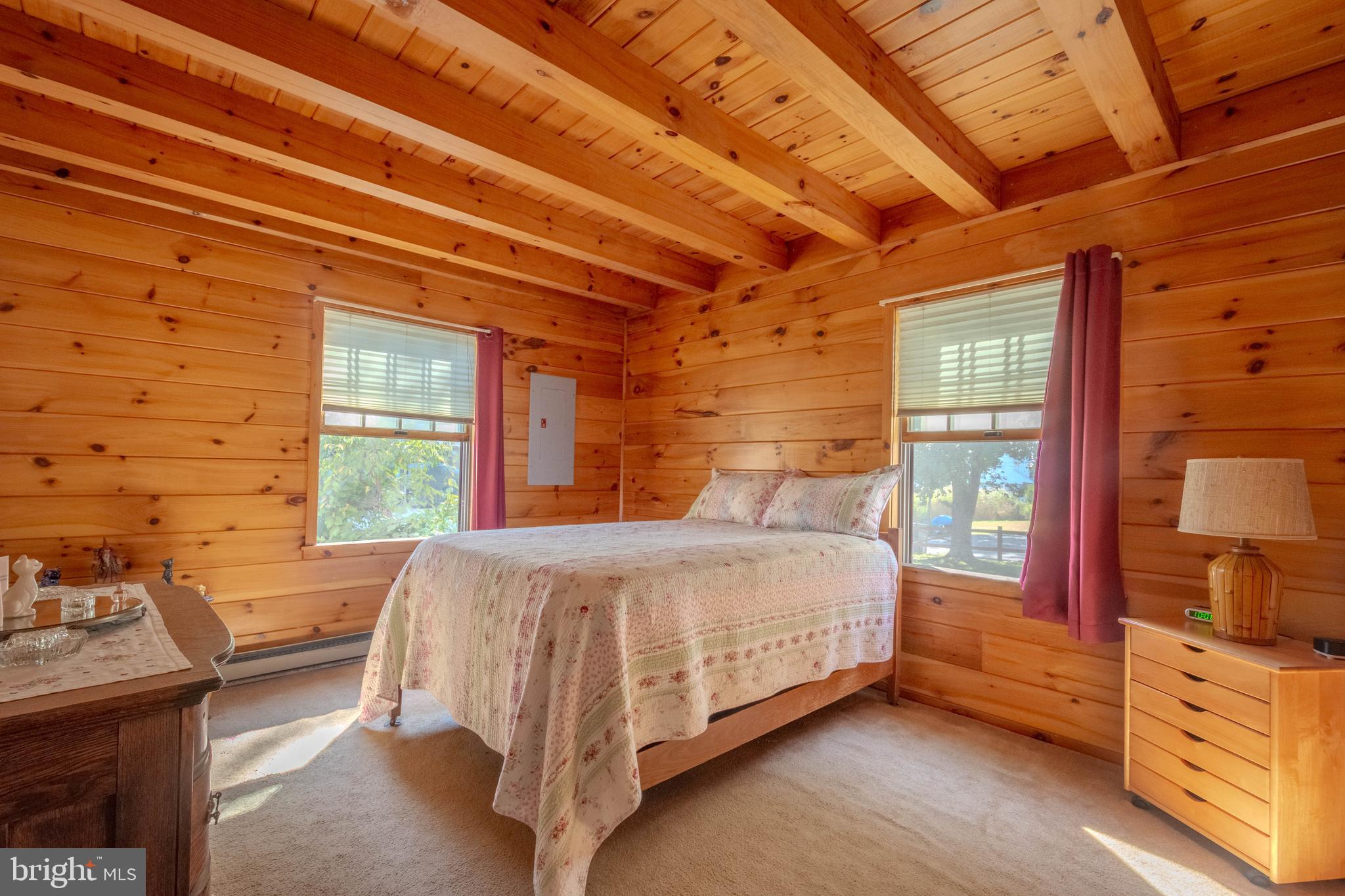 DEALE BEACH - Residential