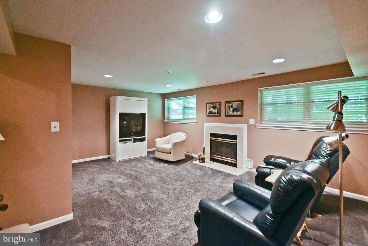 FAIRWAYS AT WALDEN - Residential