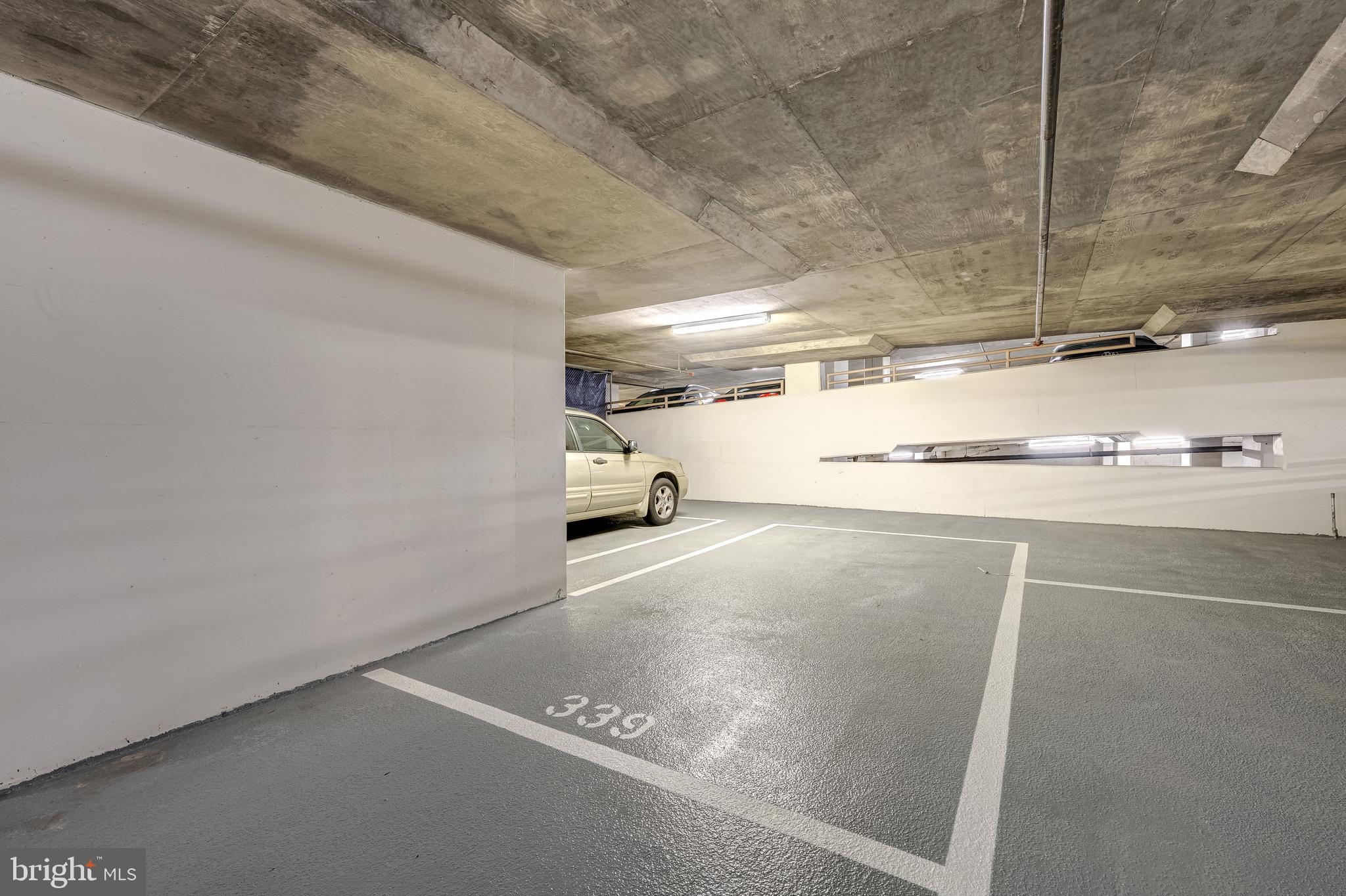 RESIDENCES AT LIBERTY CENTER - Residential