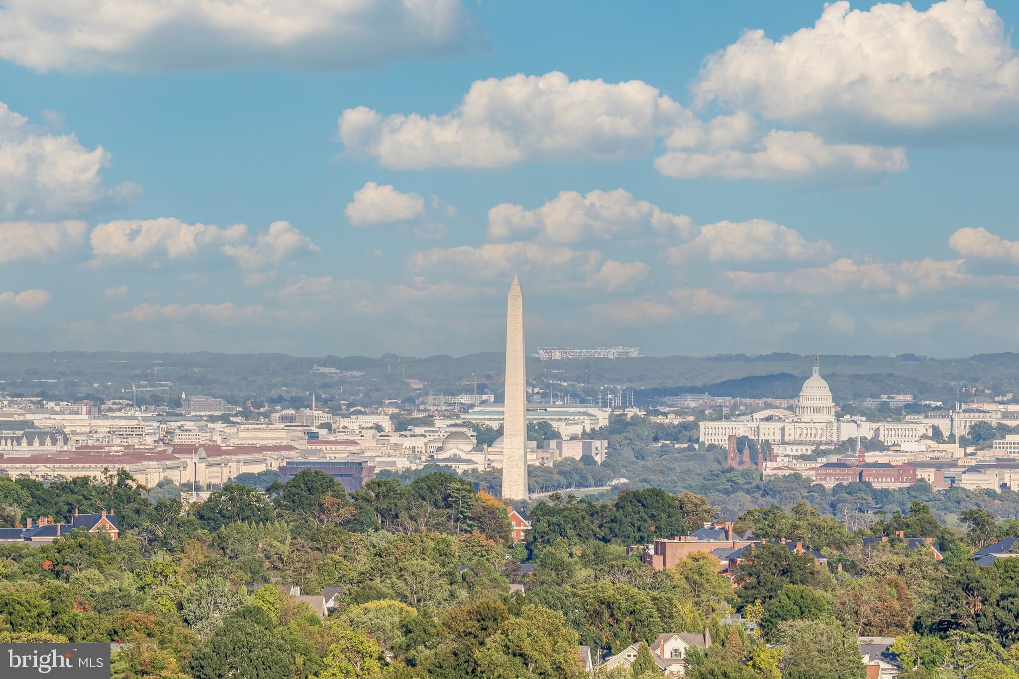 RESIDENCES AT LIBERTY CENTER - Residential