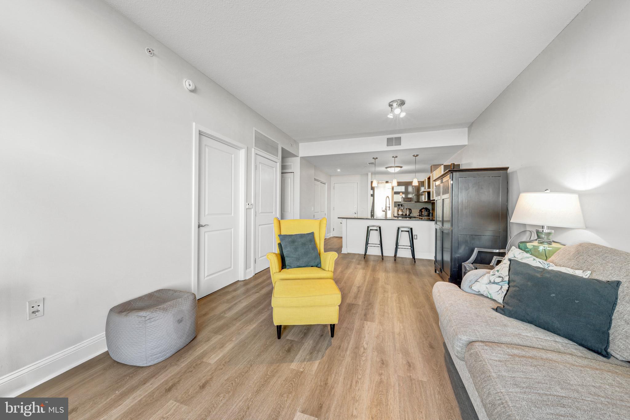 RESIDENCES AT LIBERTY CENTER - Residential