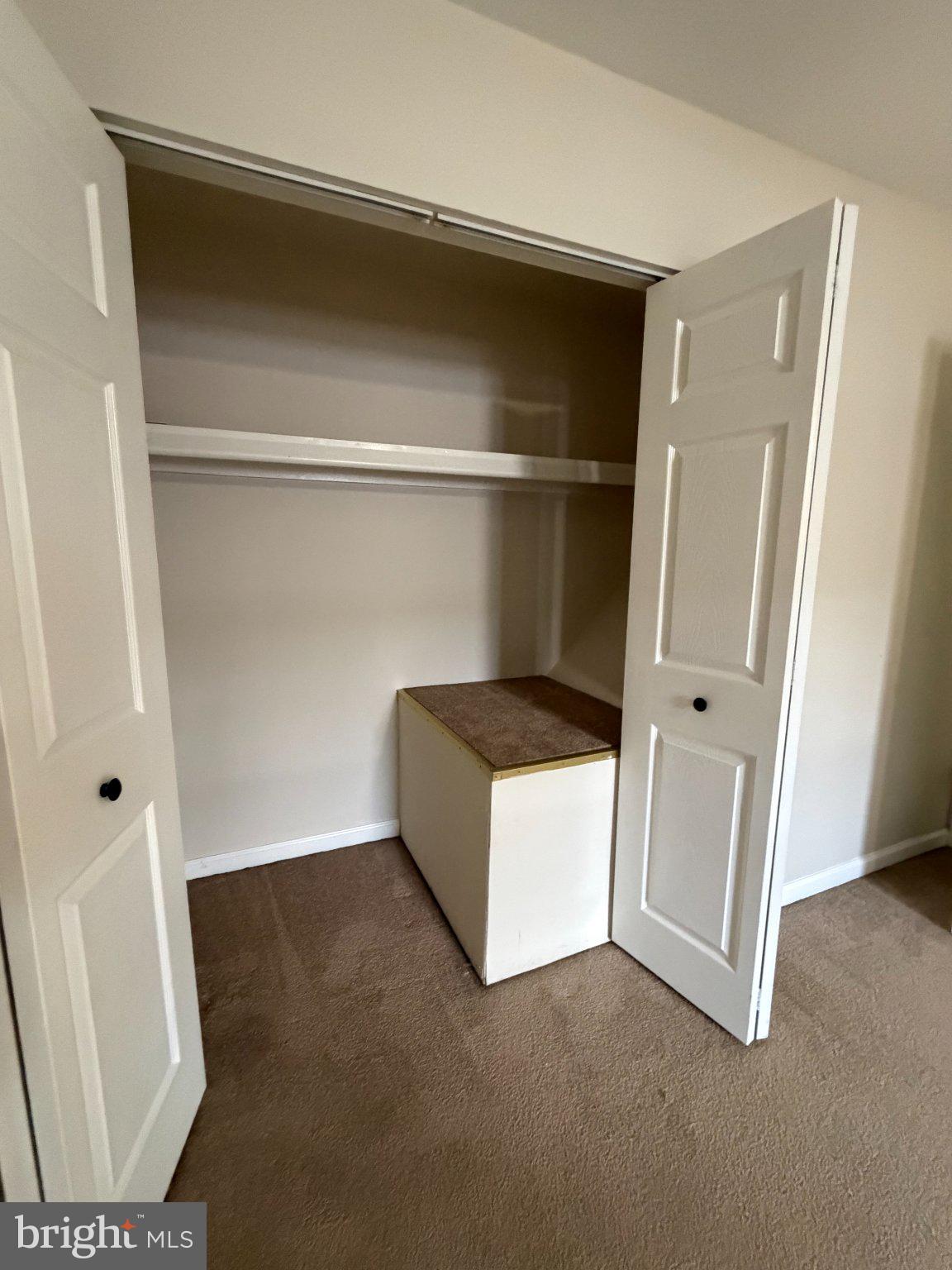 WHITPAIN HILLS - Residential