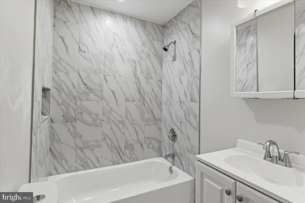 PATTERSON PARK - Commercial Sale