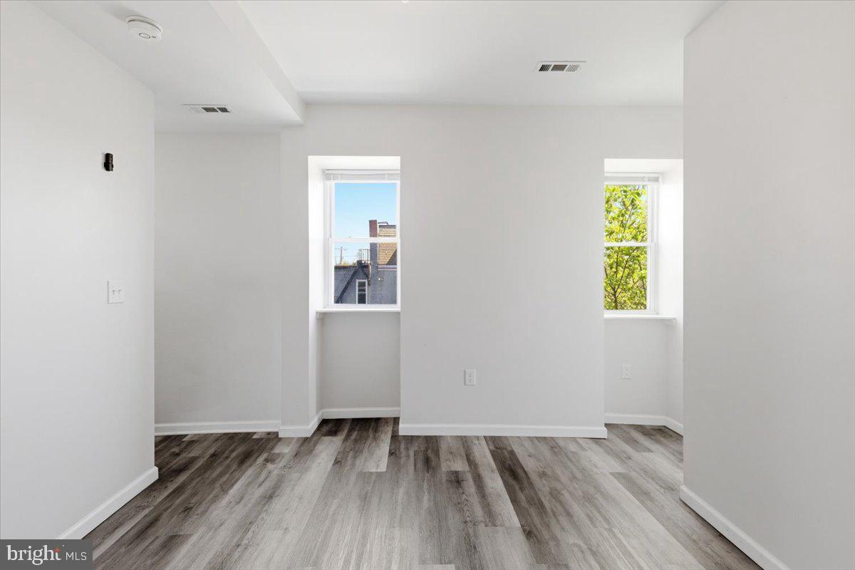 PATTERSON PARK - Commercial Sale