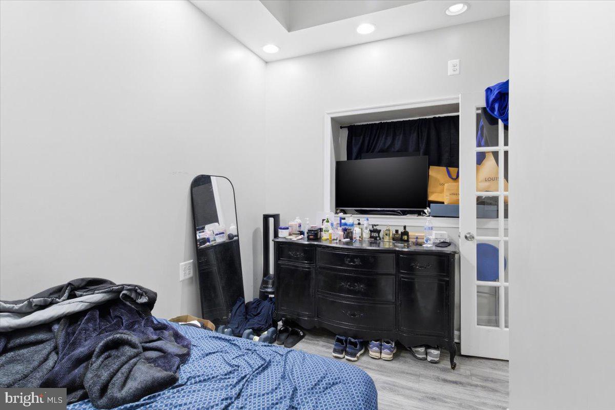 PATTERSON PARK - Commercial Sale