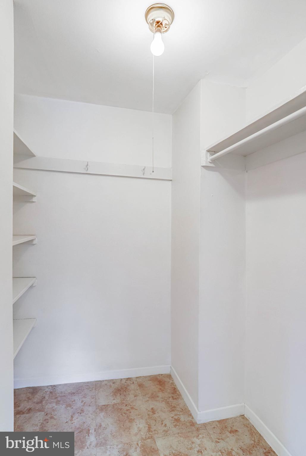 BETHESDA PARK - Residential