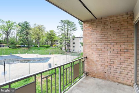 Tiny photo for 5115 Crossfield Court #14, ROCKVILLE, MD 20852 (MLS # MDMC2228194)