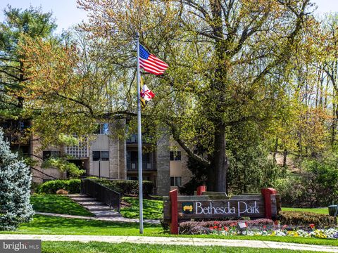 Tiny photo for 5115 Crossfield Court #14, ROCKVILLE, MD 20852 (MLS # MDMC2228194)