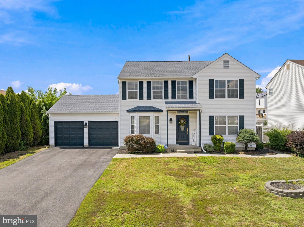 Photo of 5 Mayflower Dr, SICKLERVILLE, NJ 08081 (MLS # NJCD2121056)