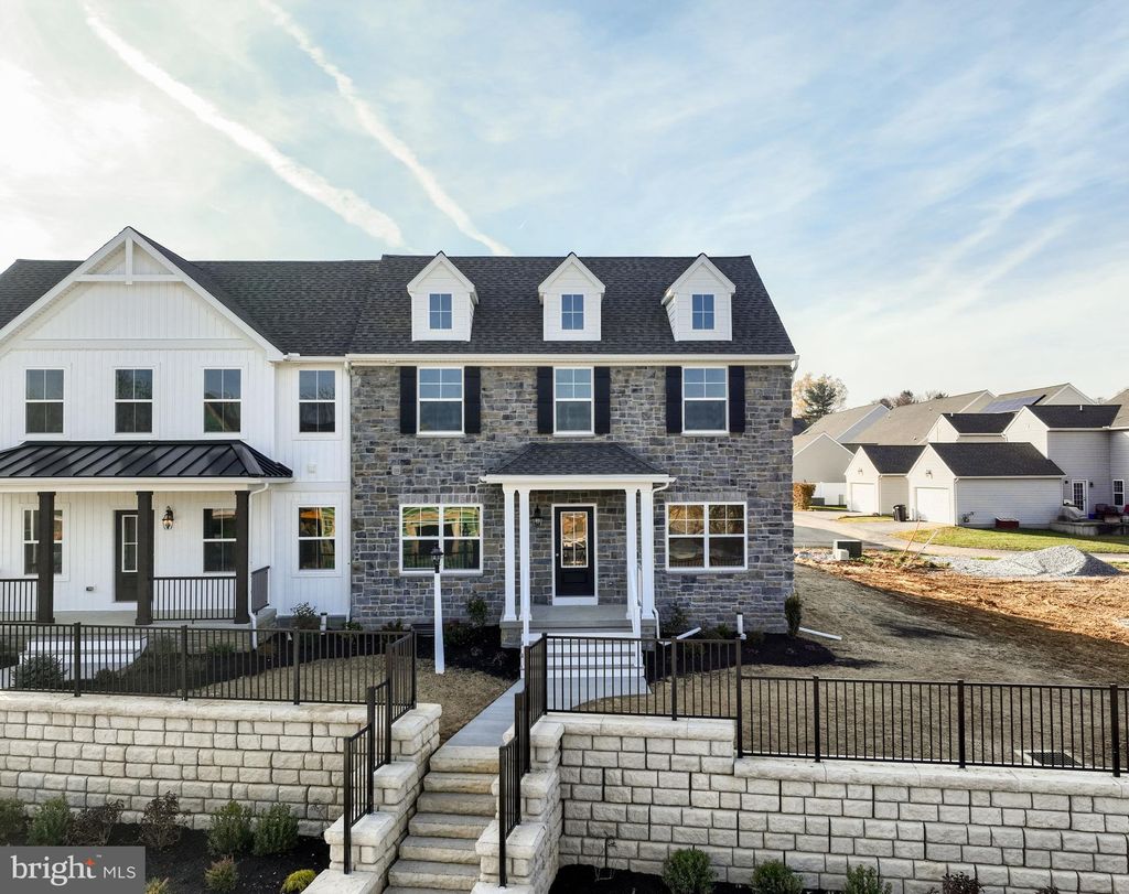 Photo of 2215 Brentford Street, Lancaster, PA 17601 (MLS # PALA2038132)