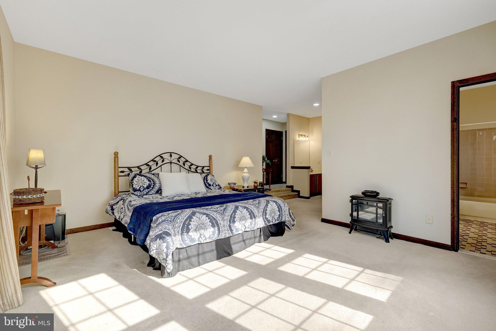 LAKE FAIRFAX ESTATES - Residential