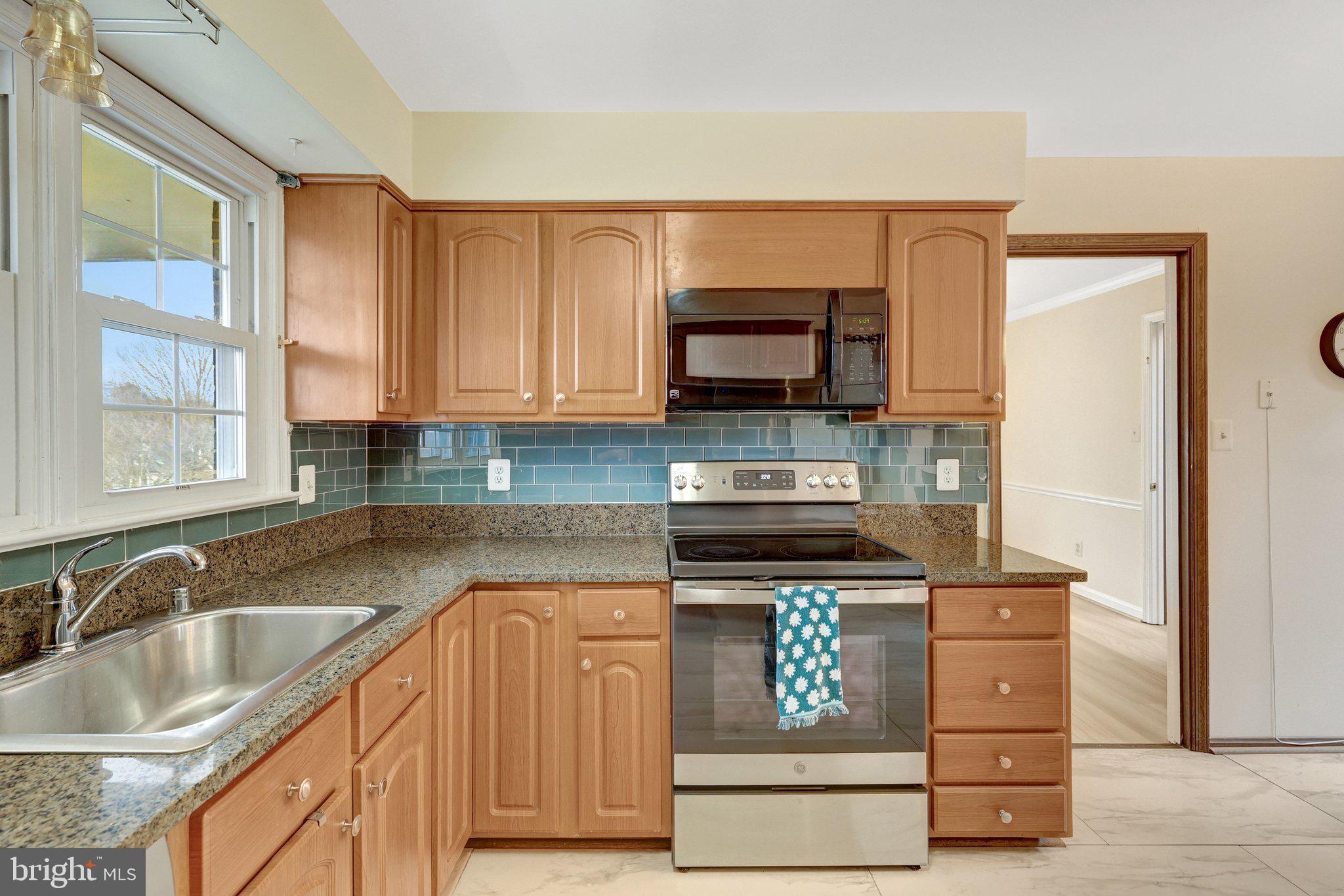 LAKE FAIRFAX ESTATES - Residential