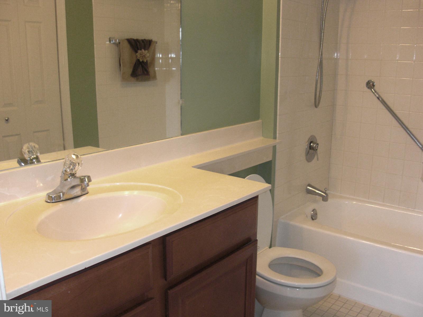 THE VICTORIA CODM - Residential Lease