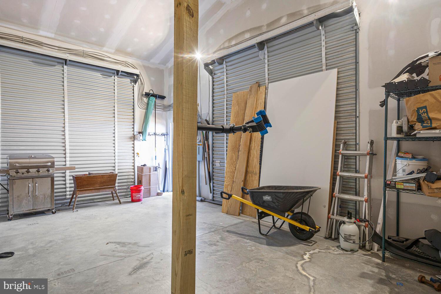 BANKSVILLE PARK - Residential