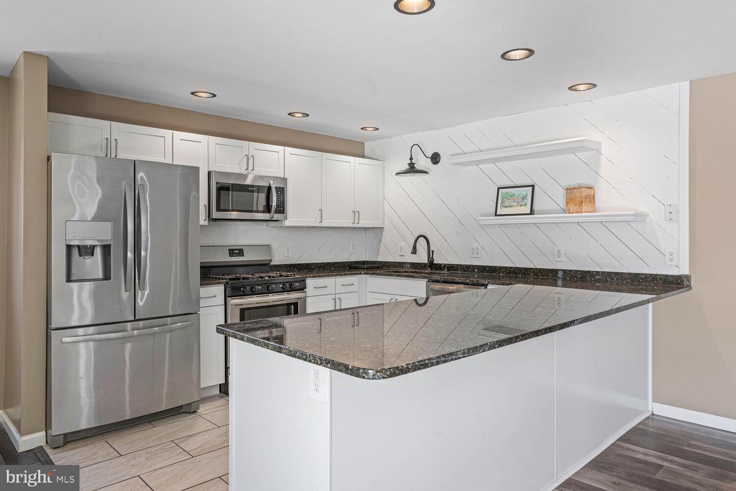 BANKSVILLE PARK - Residential