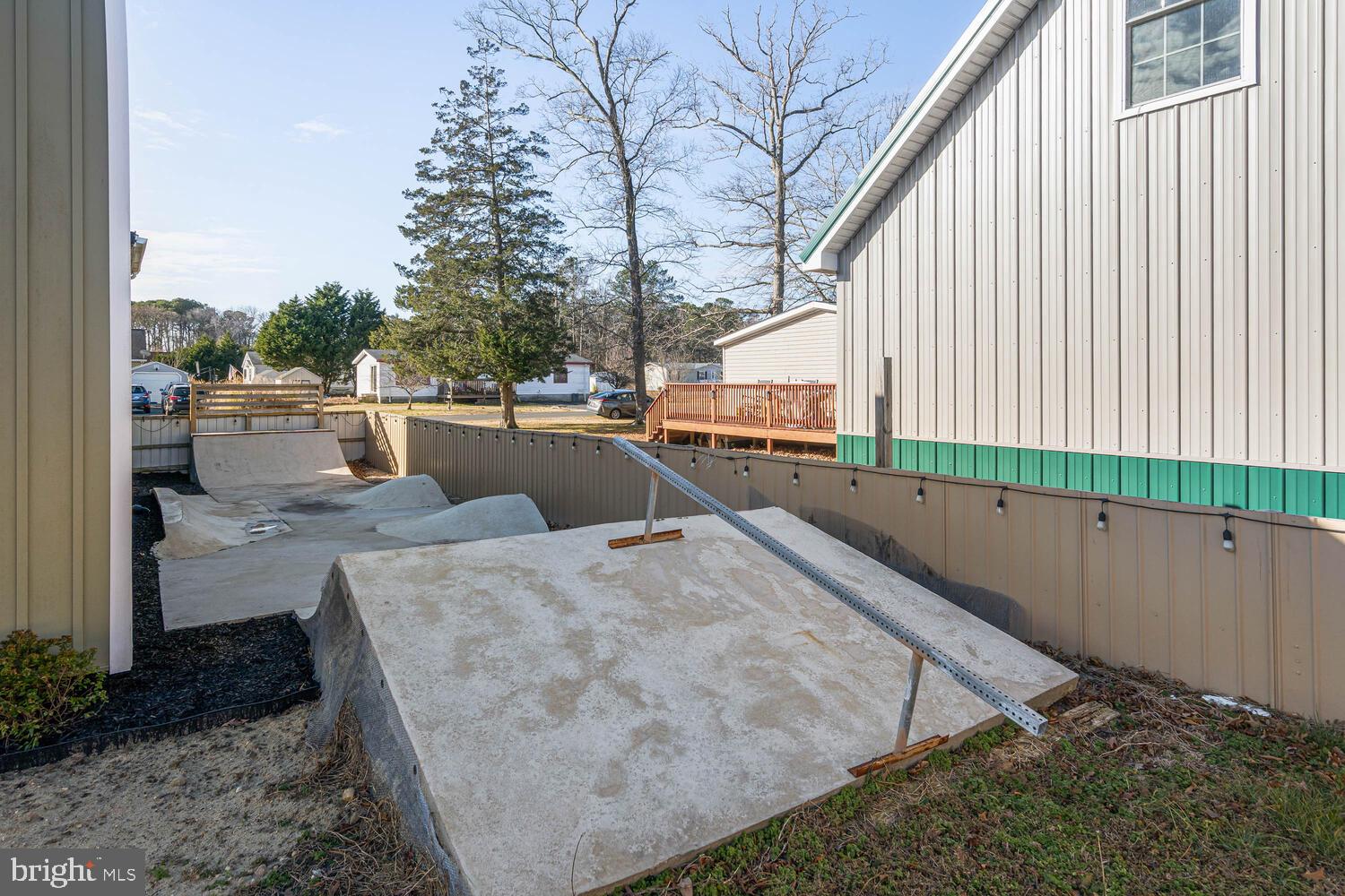 BANKSVILLE PARK - Residential