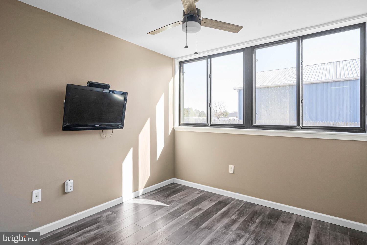 BANKSVILLE PARK - Residential