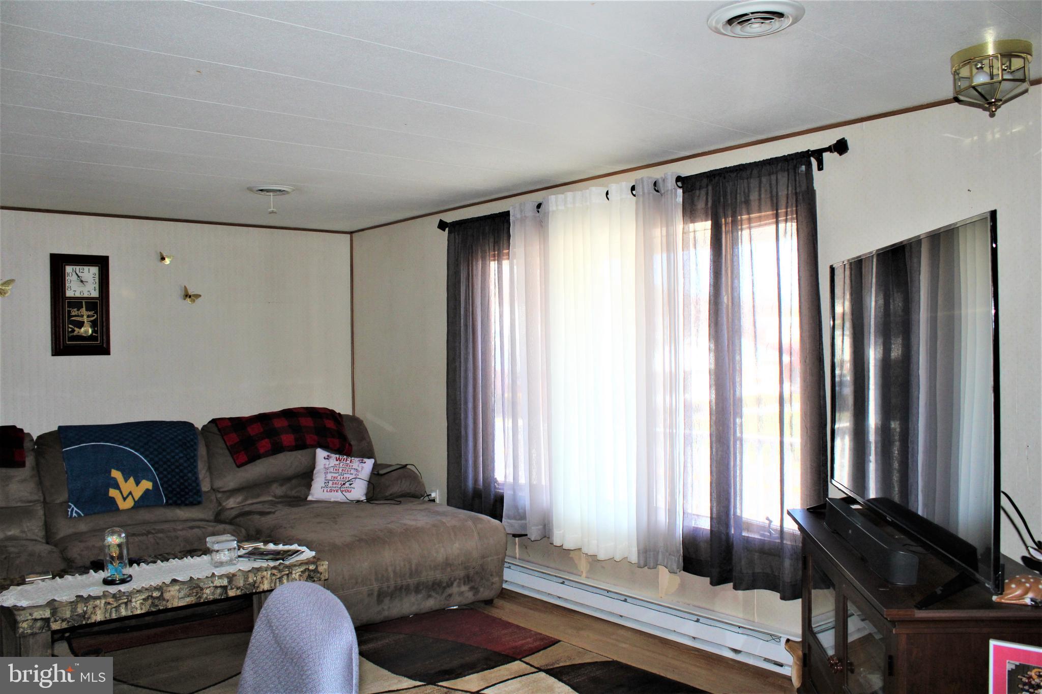 AIRPORT ADDITION - Residential