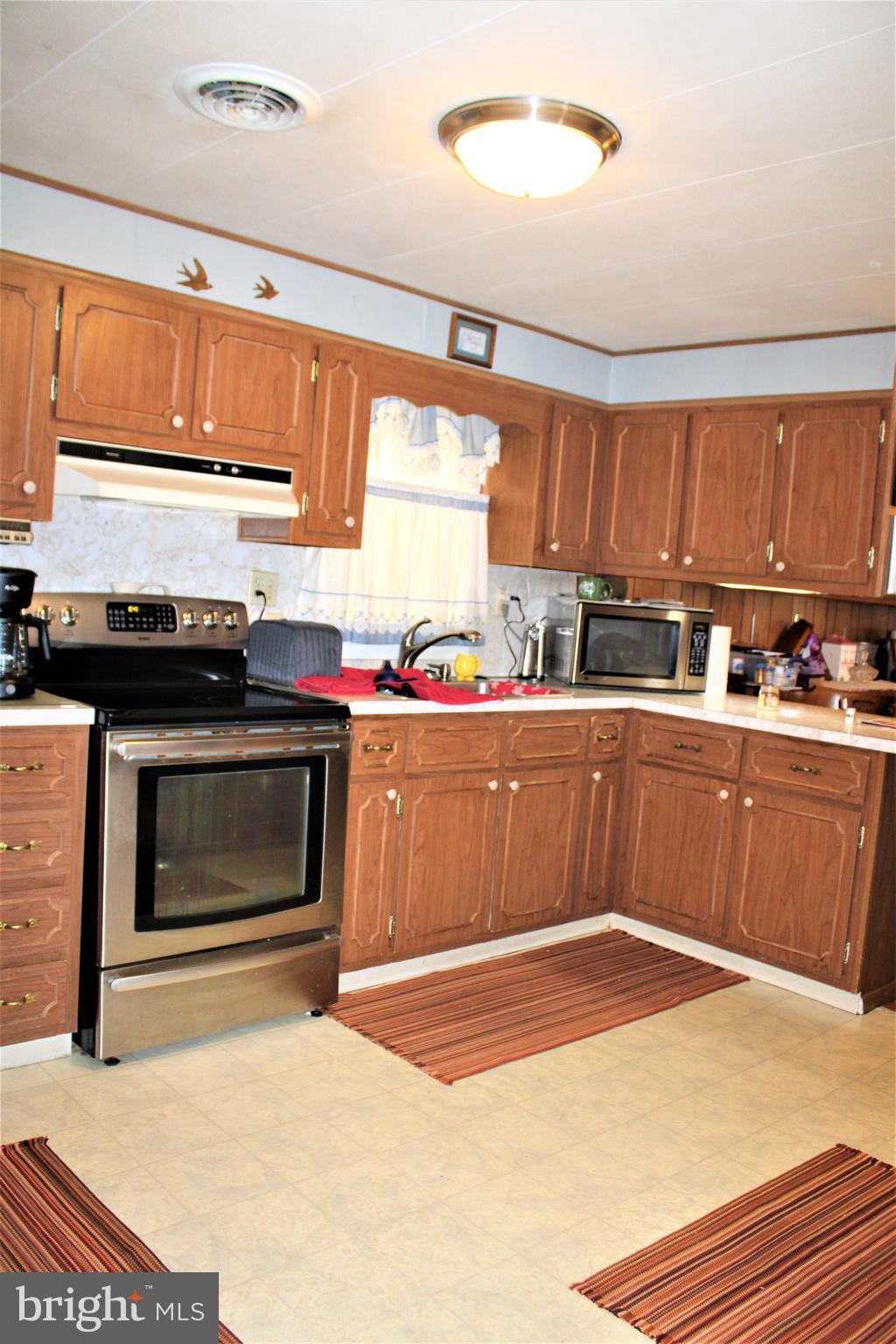 AIRPORT ADDITION - Residential