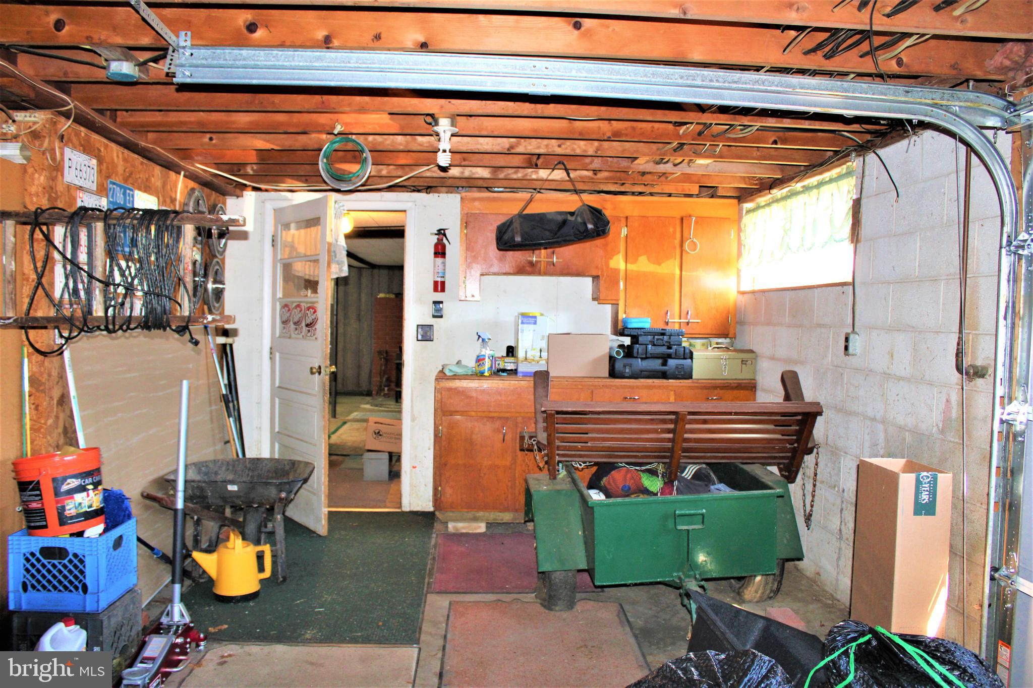 AIRPORT ADDITION - Residential