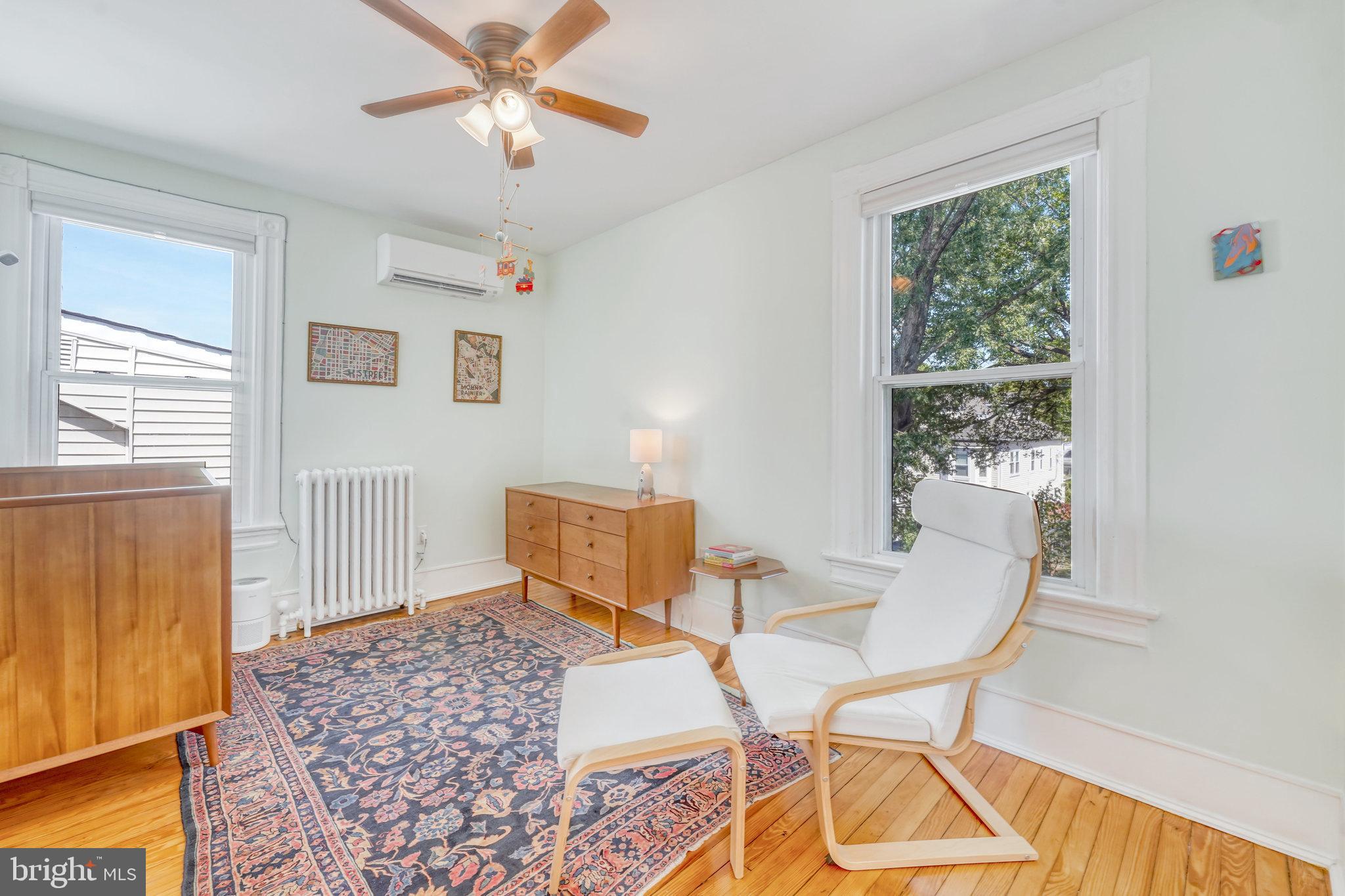 MOUNT RAINIER - Residential