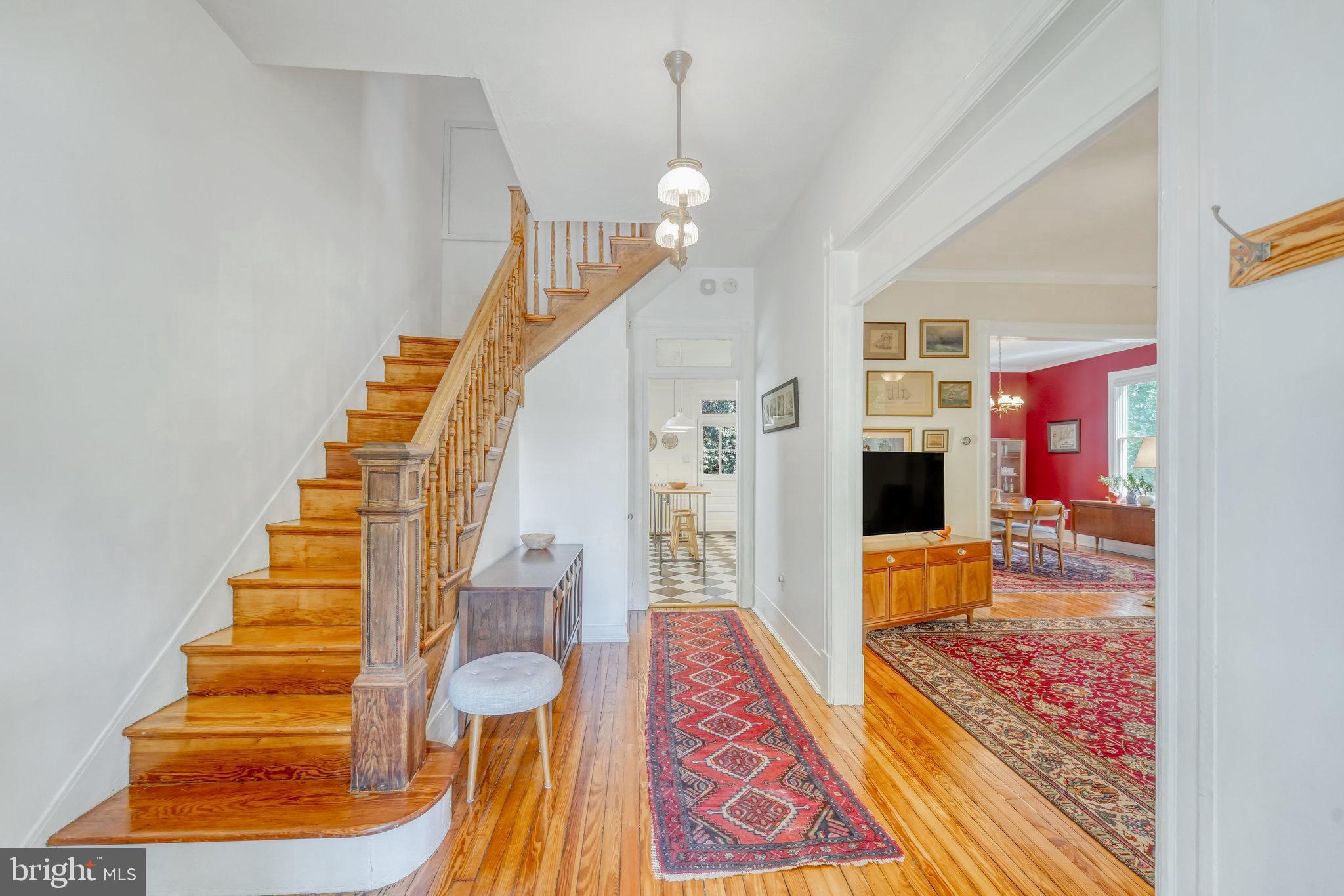 MOUNT RAINIER - Residential